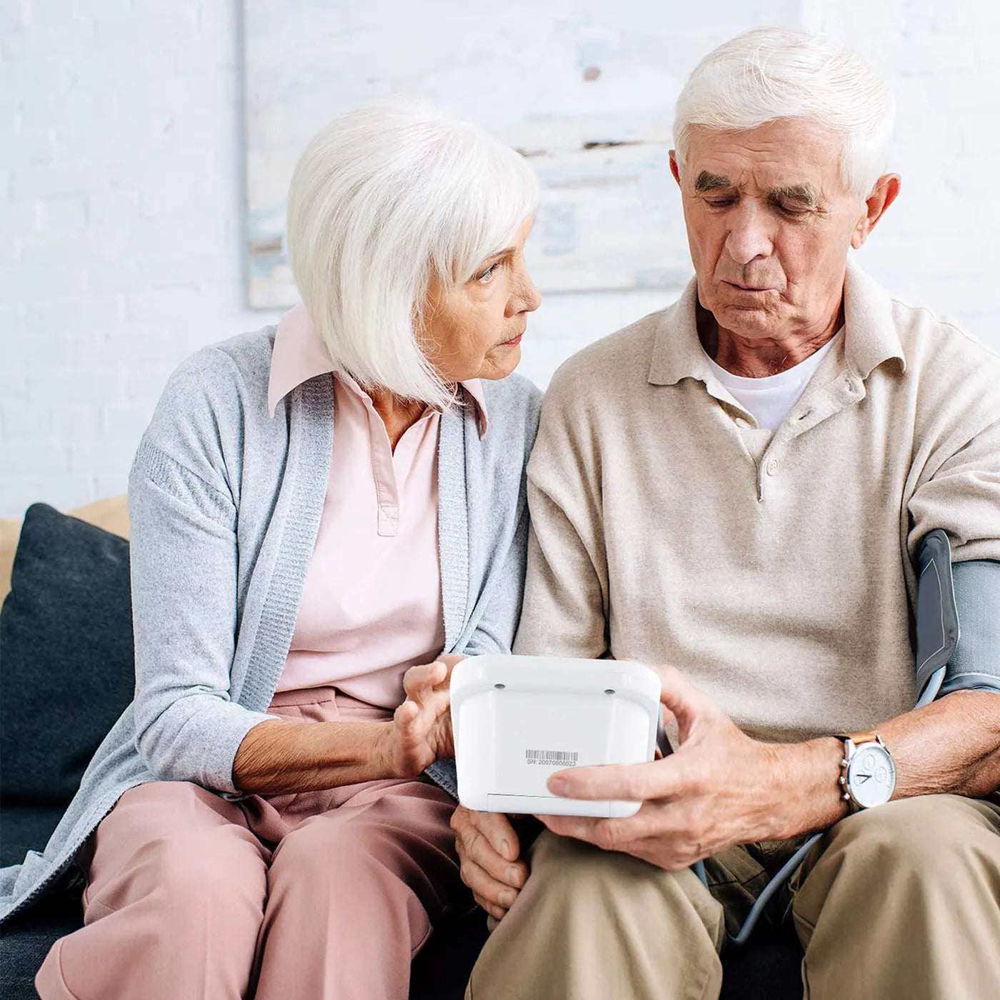 Monitor Signos Vitales Adulto Contec 08A con Oxímetro y Pedestal - TOPMEDIC